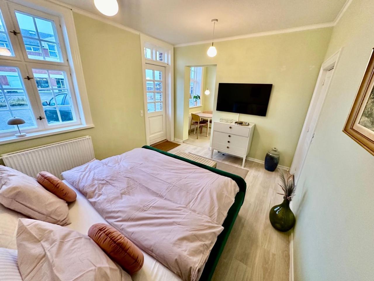 Hirtshals Gamle Station Bed & Breakfast Exterior foto