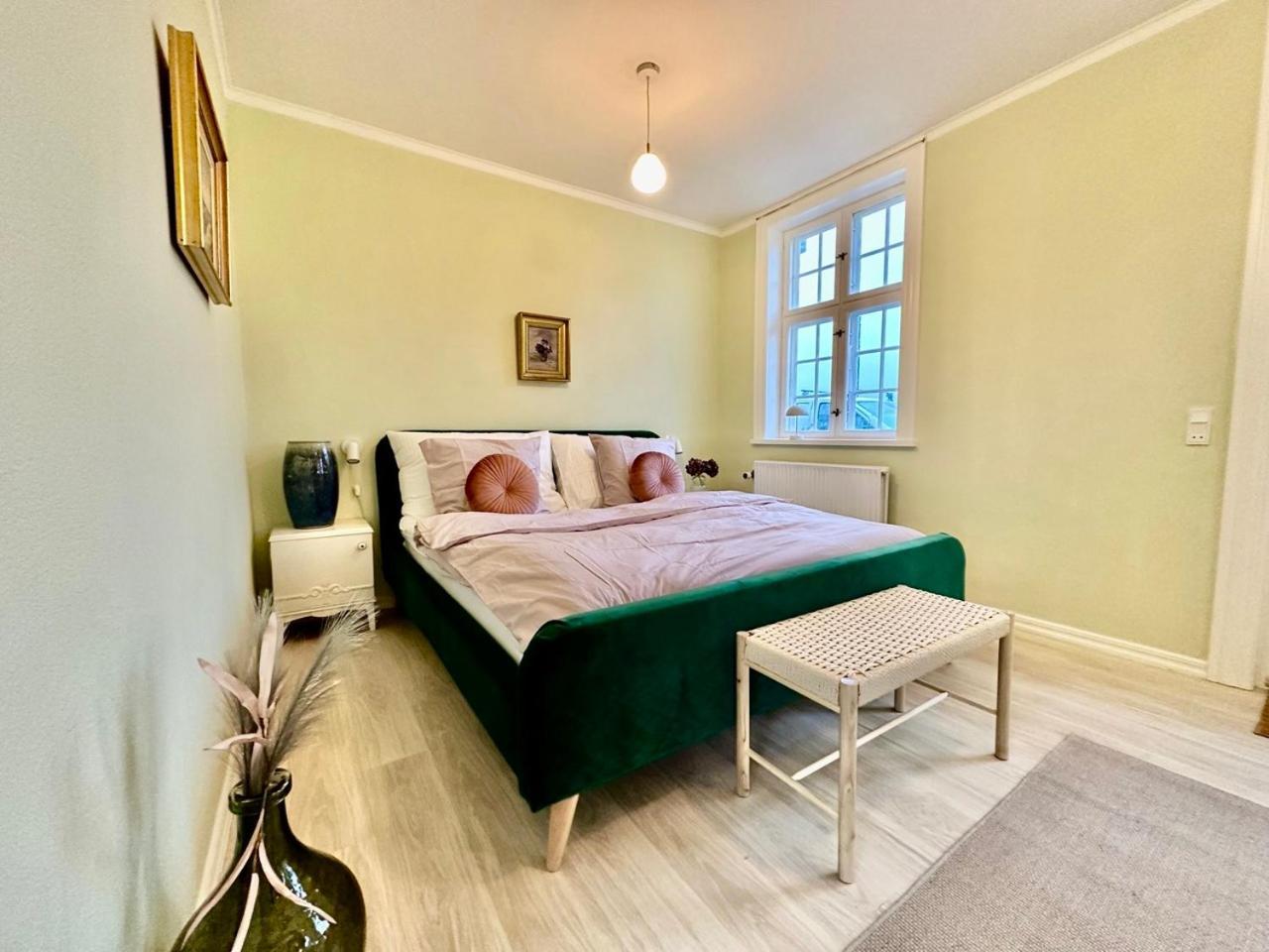 Hirtshals Gamle Station Bed & Breakfast Exterior foto