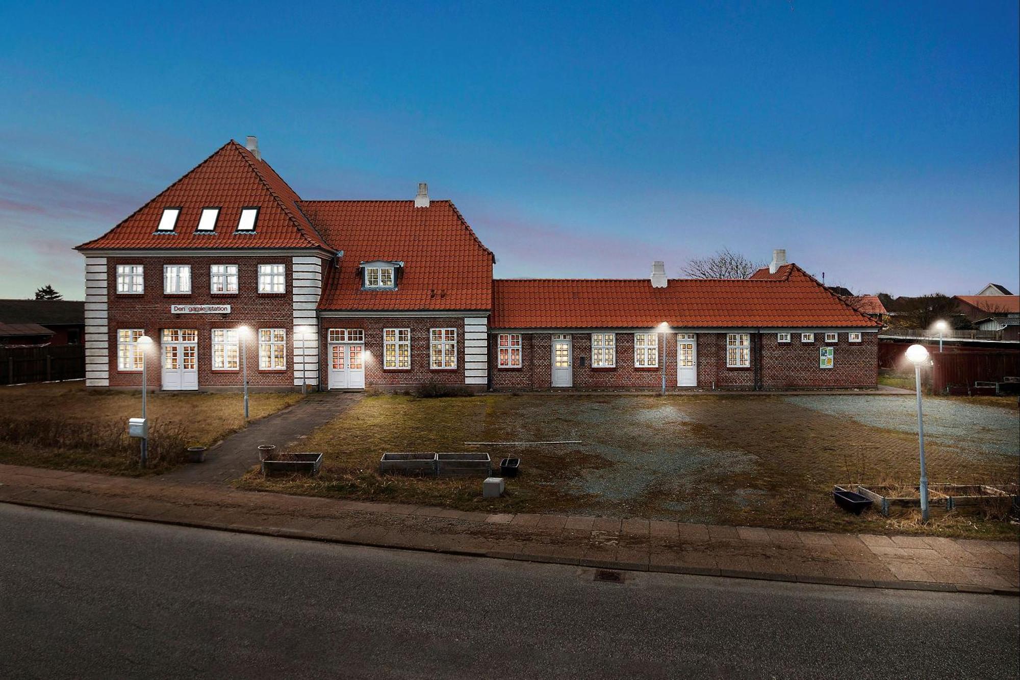 Hirtshals Gamle Station Bed & Breakfast Exterior foto